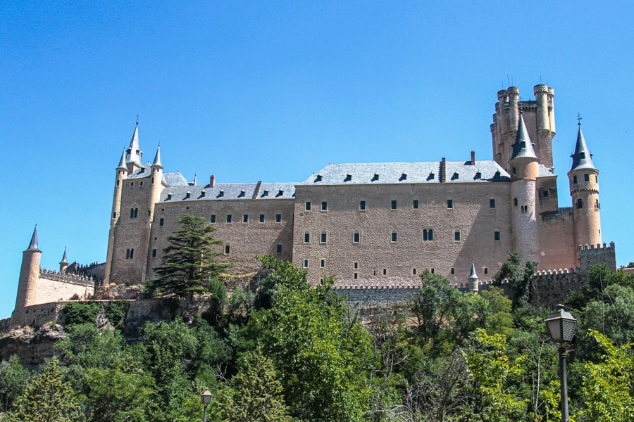 One of the first stops on our 14 day Spain itinerary is Segovia, with its Cinderellaesque Alcázar. 