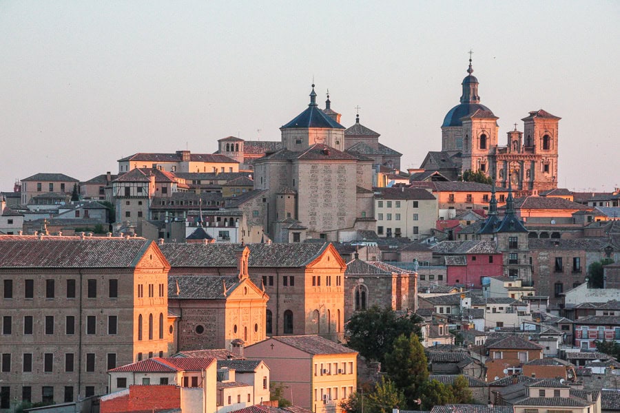 Views of the magnificent Toledo skyline at dusk.