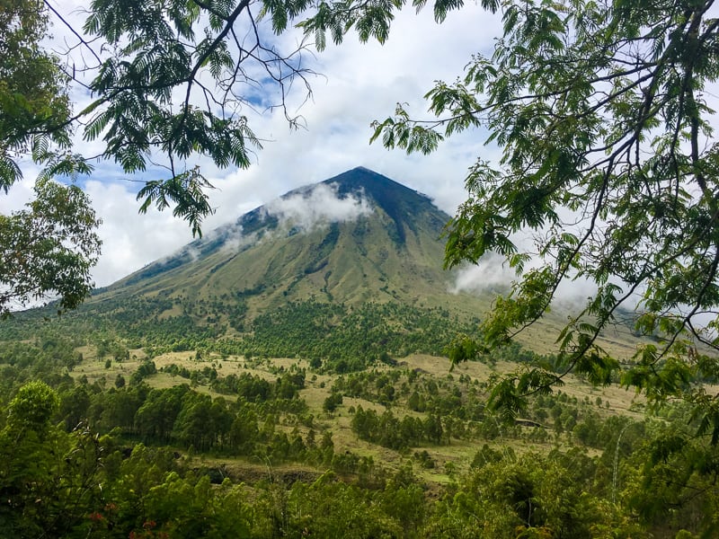Flores Itinerary – Incredible views of Mount Inierie